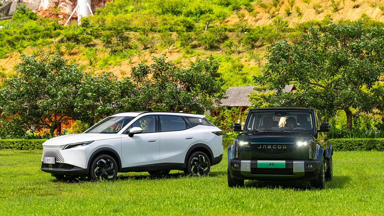 Omoda C7 và Jaecoo J6: Công nghệ, thời trang và cá tính khác biệt